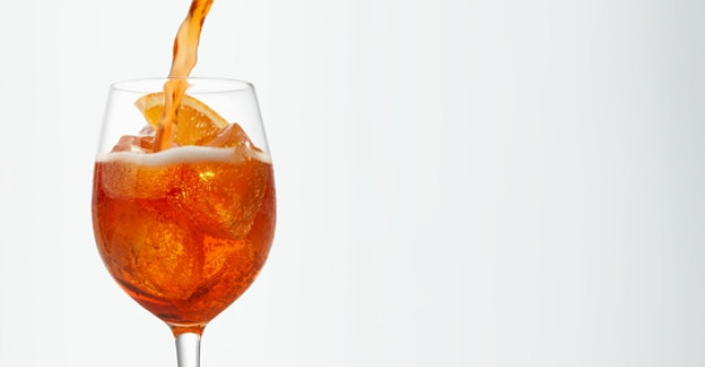 Sarbatoreste Eurovision in stilul Aperol Spritz