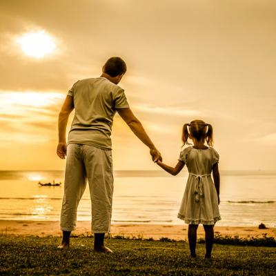 Parerea lui Radu: Copiii duc mai departe karma parintilor