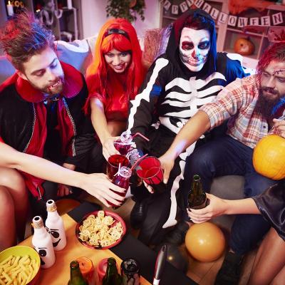 Petrecerea de Halloween acasă: Cum să fii gazda perfectă fără să te stresezi
