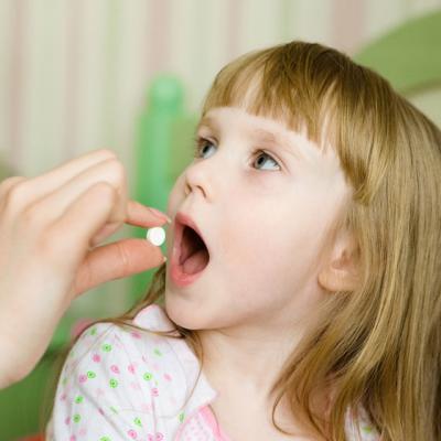 Unde gresesc parintii: Mituri si adevaruri despre medicatia copiilor