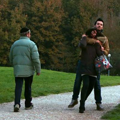 Video INCREDIBIL:  Ai ajuta o femeie? Trebuie sa vezi acest clip!