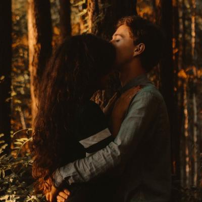 Durerea trădării în iubire: când încrederea este frântă pentru totdeauna