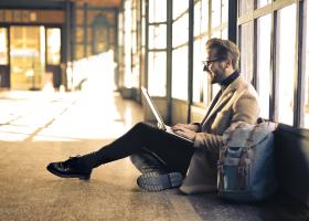 De ce iubim bărbații trecuți de 40 de ani