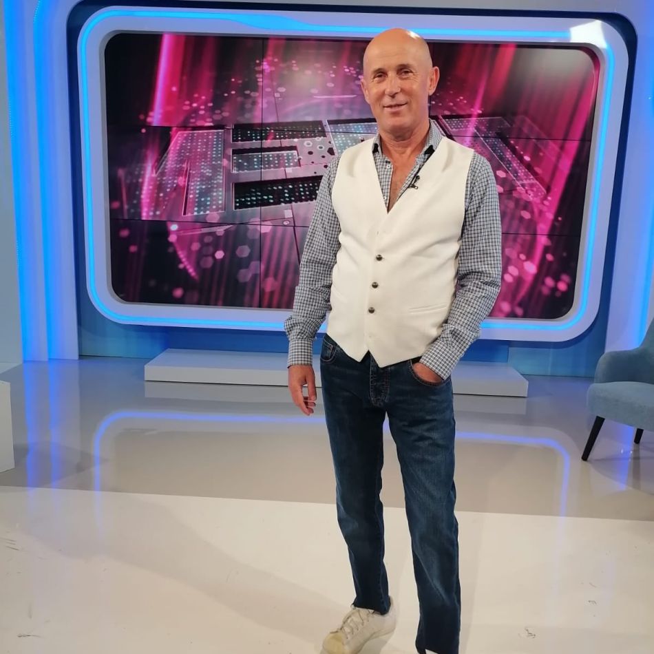 Mugur Mihăescu a devenit bunic chiar de ziua lui: Sunt cel mai fericit dintre pământeni...
