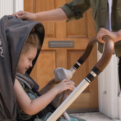 Noul carucior Nuna TRIV, insotitorul tau de zi cu zi