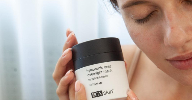 Hyaluronic Acid Overnight Mask PCA Skin, masca pentru un ten cu adevărat revigorat
