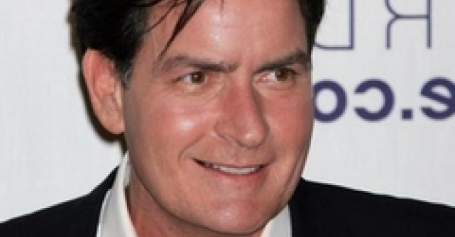 Charlie Sheen isi vrea viata inapoi