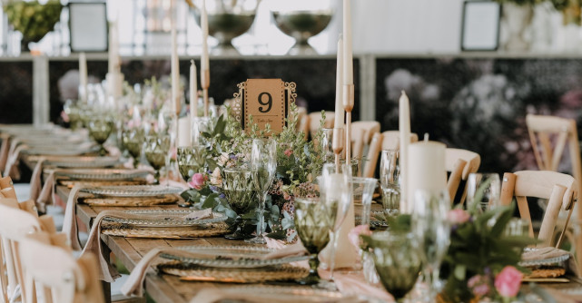 10 accesorii și decorațiuni de care să ții cont atunci cand îți planifici nunta