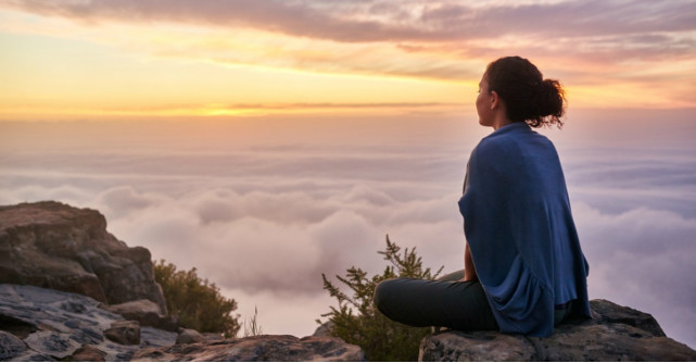 13 învățături de la Sathya Sai Baba pentru a-ți regăsi calea către inima ta