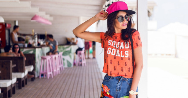 3 outfit-uri urbane cu care sa impresionezi vara asta