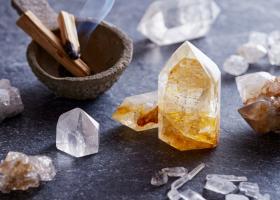 10 Cristale magice care blochează energiile nefaste! Sunt adevărate comori pentru protecția energetică