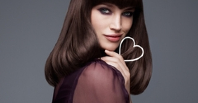 L'Oreal Professionnel lanseaza DIALIGHT