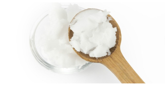 Spala-ti fata cu aceasta pasta si vei scapa definitiv de cosuri!