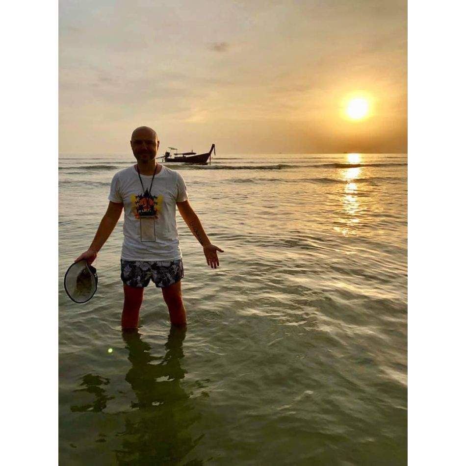 Mihai Mitoșeru este în continuare cu gândul la Noemi, la 4 ani de la divorț. Prezentatorul își dorește cu ardoare împăcarea