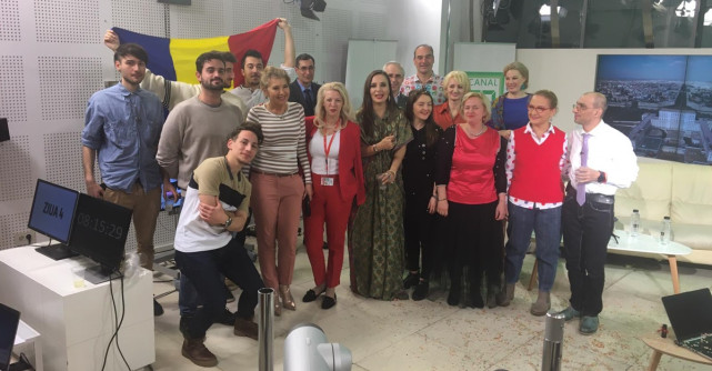 Postul TV Canal 33 Romania a intrat în Cartea Recordurilor cu cel mai lung talk-show din lume