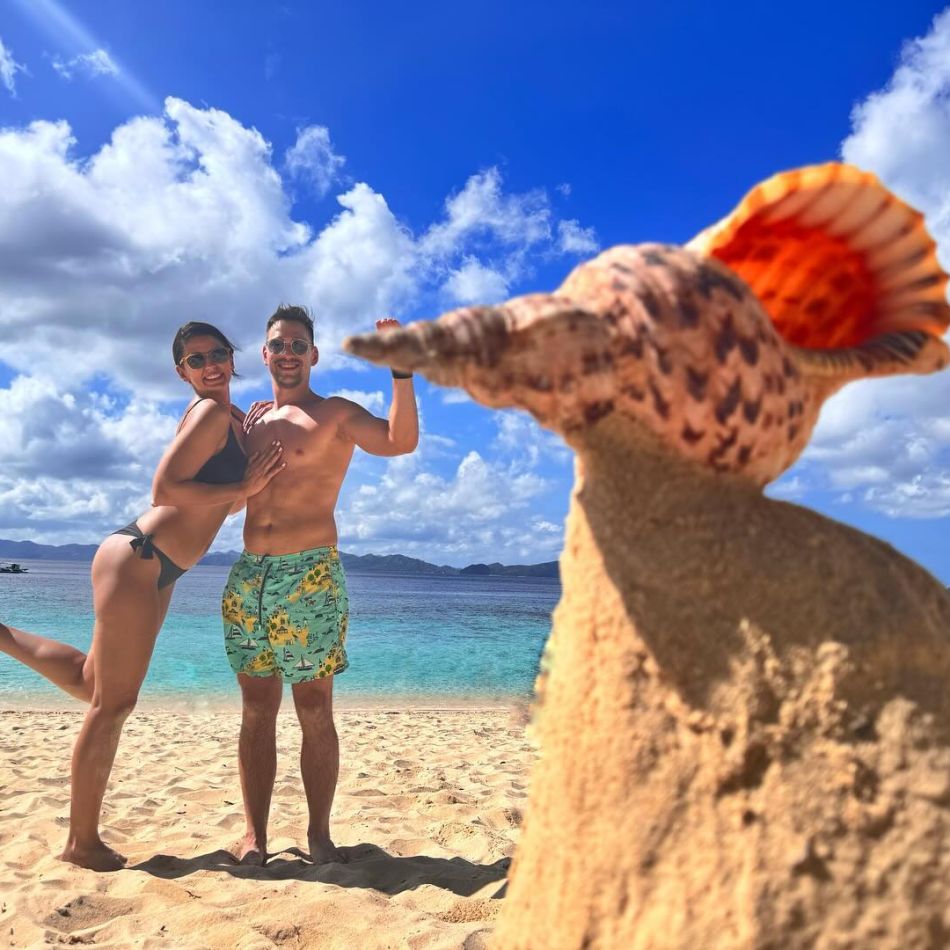 Prețul rochiei de mireasă a Oanei Moșneagu a stârnit un val de reacții în online! Cât a plătit Vlad Gherman pentru rochia soției