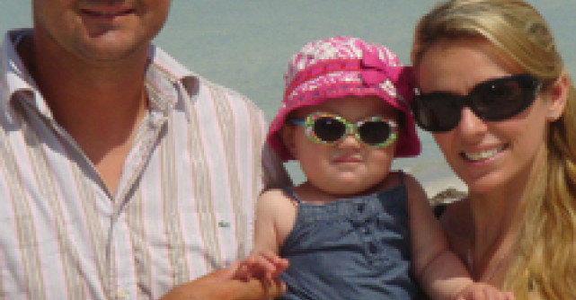 Catrinel Sandu isi lauda partenerul: Este barbatul, sotul si tatal perfect! 