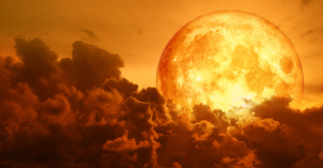 Ultima Lună Plină a toamnei ne ghidează pașii către un nou început. Universul nu mai așteaptă, transformarea începe acum! 