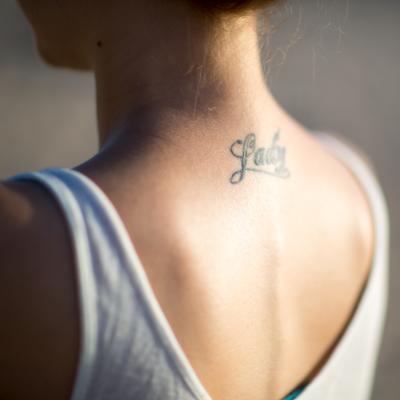 22 de citate scurte pe care le poți transforma în tatuaje