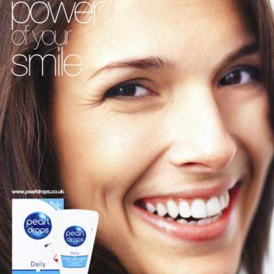 Pearl Drops Hollywood White dezvaluie un zambet adevarat