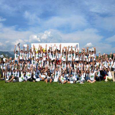 Povești adevărate din Tabăra Meseriașilor despre cum ar trebui să fie (și nu sunt) școala și adolescența