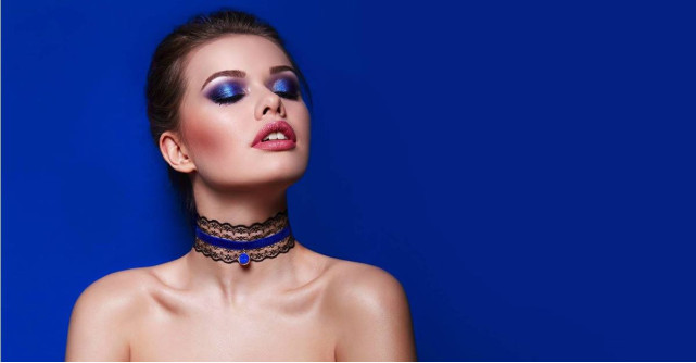 Rujuri mate in culori de toamna: cum ne imbracam buzele