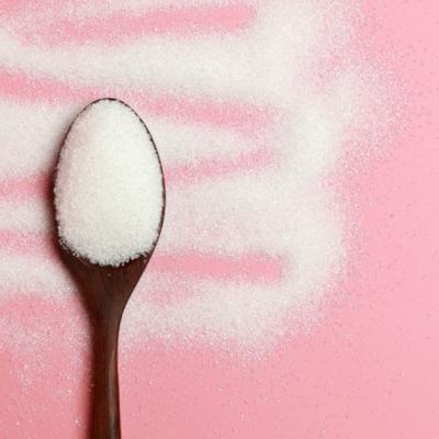 Câte linguriţe de zahăr putem mânca într-o zi fără să ne îmbolnăvim