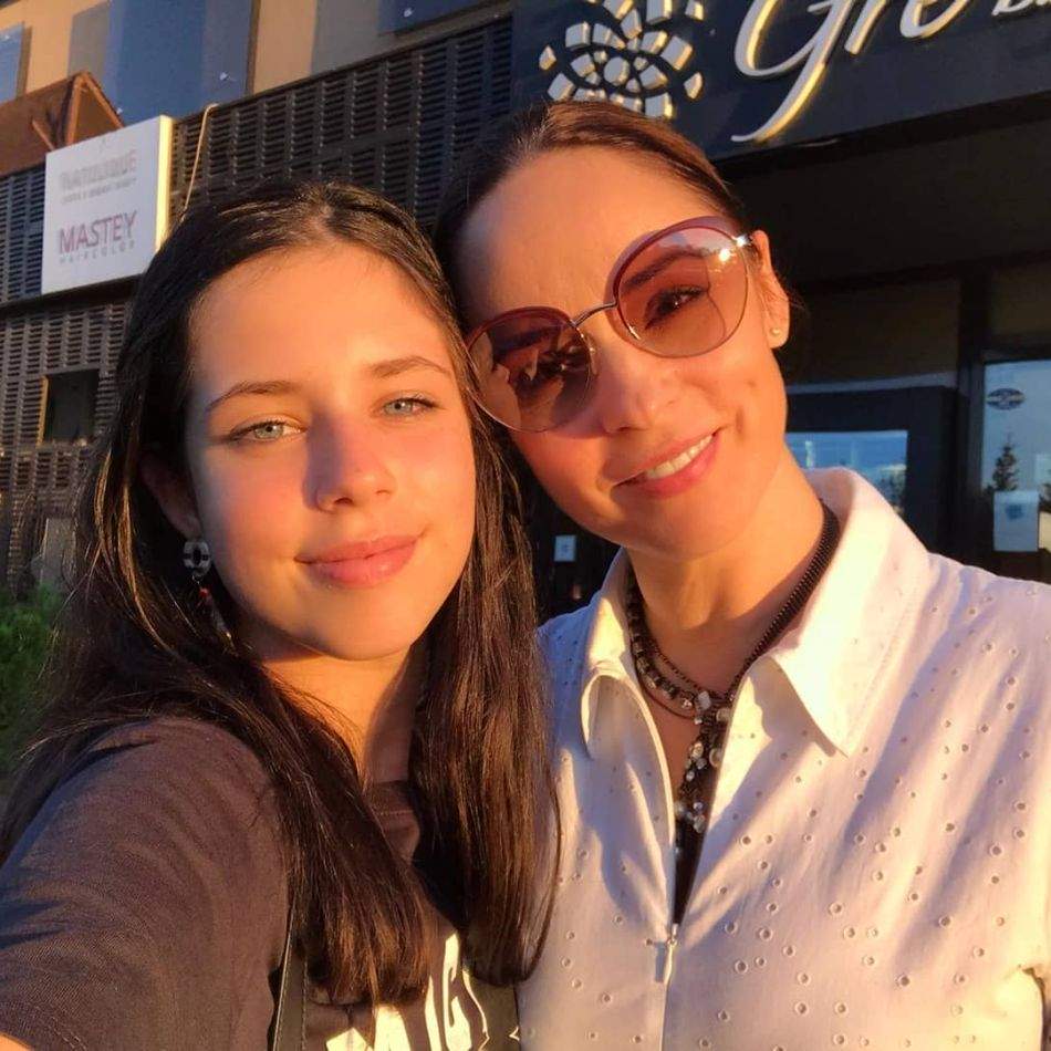 Andreea Marin și fiica sa, Violeta, împreună la emisiunea lui Măruță. Reacția prezentatorului tv când a văzut-o pe Violeta