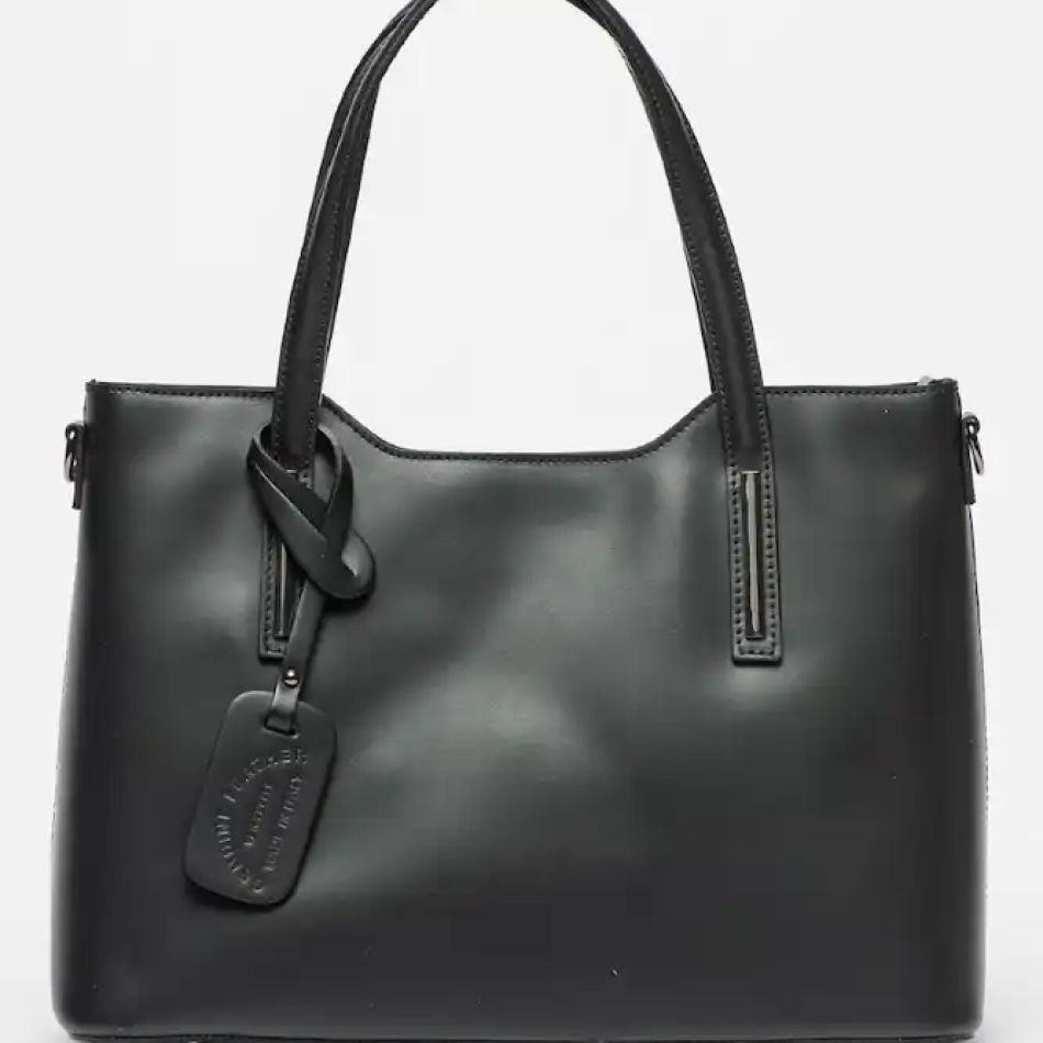 Eleganță durabilă: 20 de genți de piele