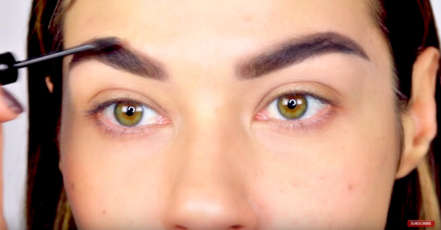 Ghidul complet pentru sprancene perfecte
