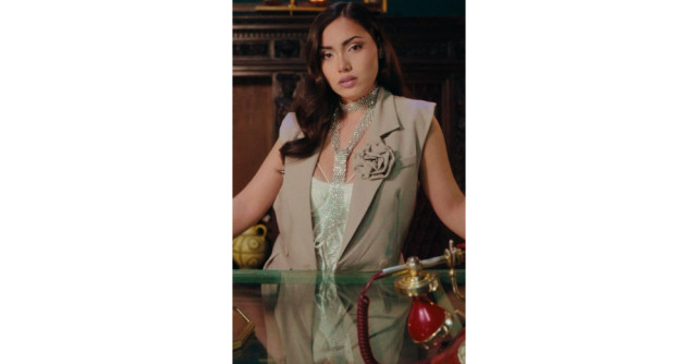 Să mă bată Dumnezeu – Ela Trandafir lansează imnul inimilor încurcate în iubire