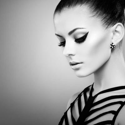 Cum sa ai sprancene groase. Solutia expertilor