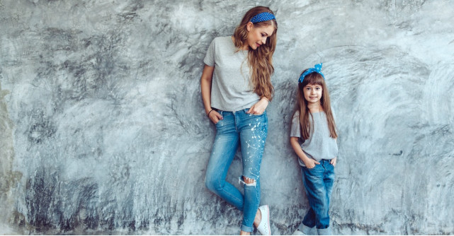 Tricouri personalizate pentru familie – distractie in 3