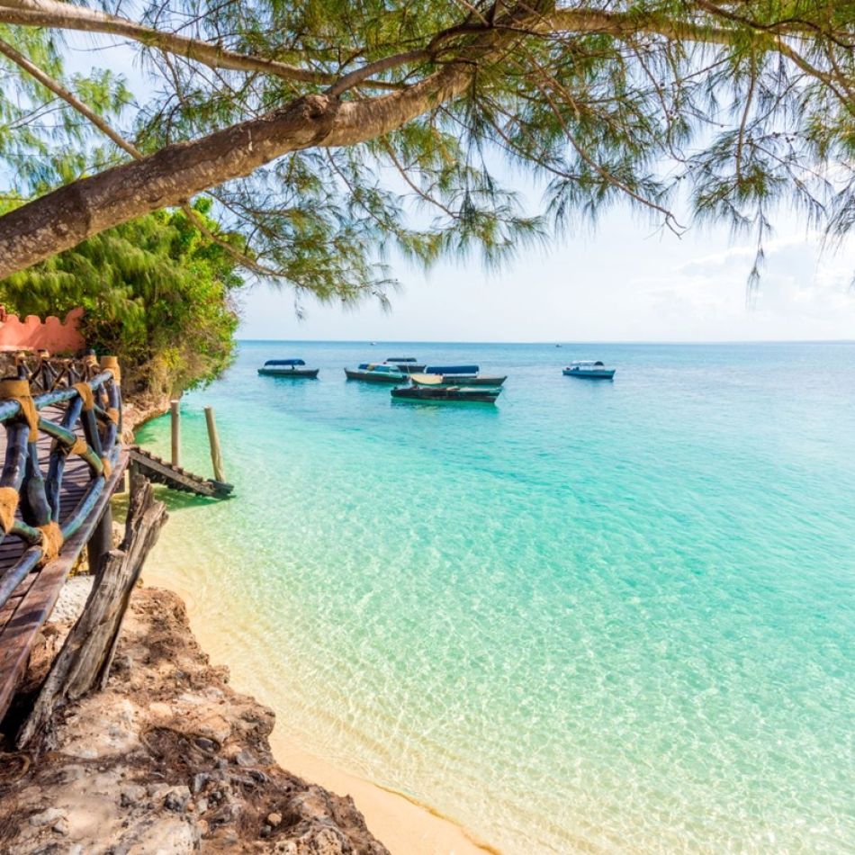 Unde pot călătorii românii de sărbători: top 3 idei de vacanță pentru Crăciun și Revelion