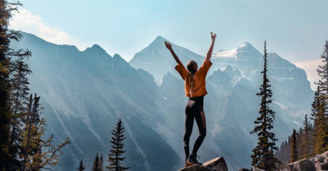 Opt lucruri pe care oamenii fericiti le cultiva in viata lor