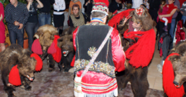 Craciun de vis cu datini si traditii romanesti, dar si reni si craciunite la Eden Hotel