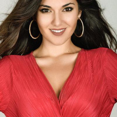 Bluze elegante de seara pentru luna cu cele mai multe petreceri