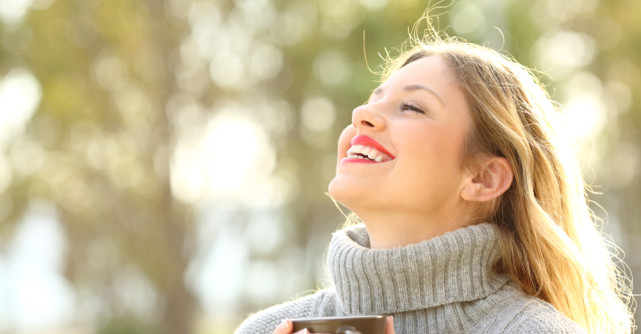 Oamenii pozitivi sunt pretutindeni în jurul tău. Trebuie doar să știi să îi atragi