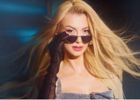 Andreea Bălan cântă despre Fericire în noua piesă