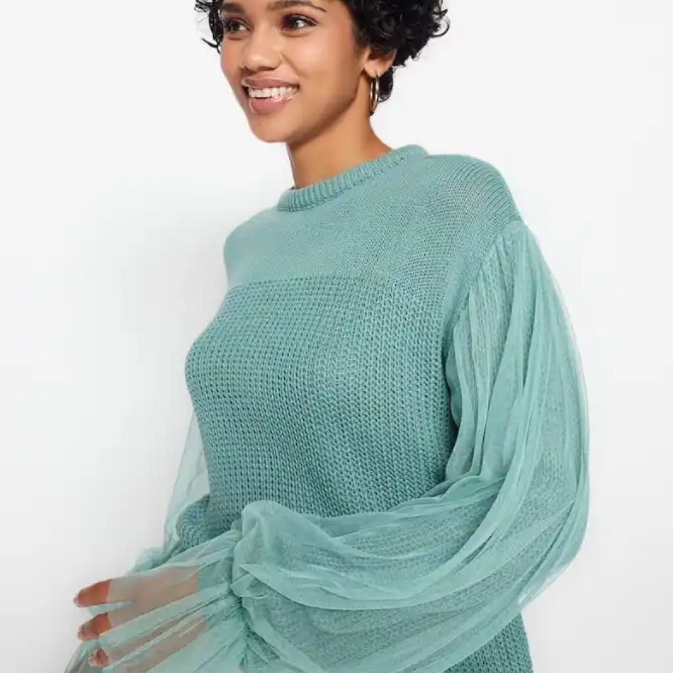 Eleganță și confort în sezonul rece: 20 dintre cele mai frumoase pulovere