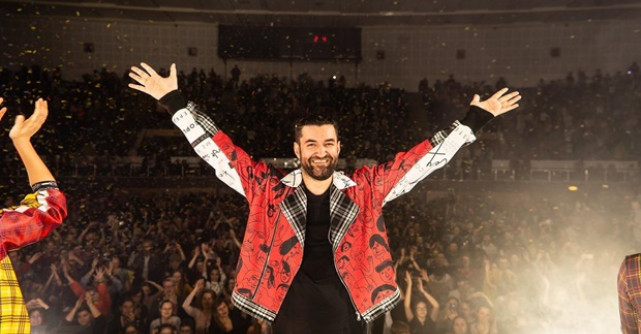 Smiley lansează piesa verii, în premieră, la megaconcertul din 31 mai, de la Sala Polivalentă