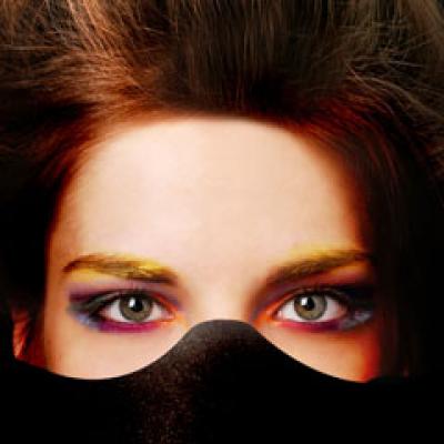 5 Tratamente naturiste care te scapa de cearcane