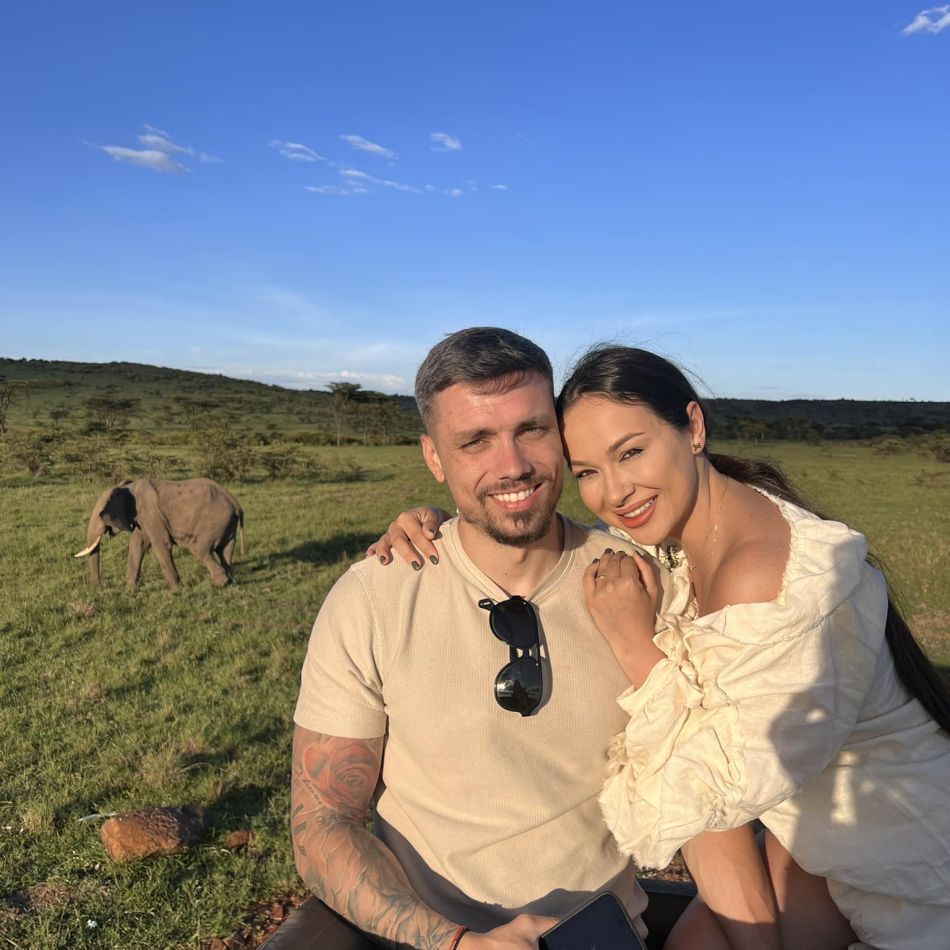 Vlăduța Lupău este însărcinată pentru o doua oară! Artista a dezăluit sexul bebelușului:Ce are mami în burtică, fetiță sau băiat