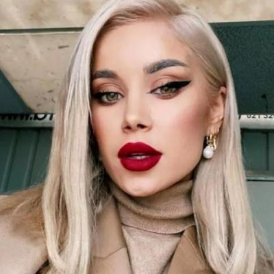 Motivul pentru care Alina Ceușan a renunțat la bona internă pentru fiul ei! Vedeta o plătea pe bonă cu 1.000 de euro /lună