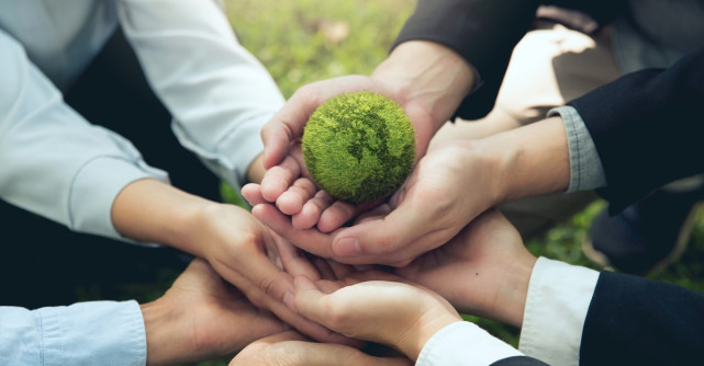 Cum să fii mai prietenoasă cu mediul în această toamnă. Gesturi mici care pot aduce schimbări mari