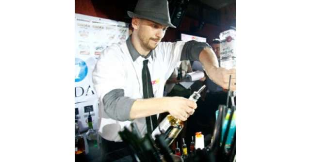 Barmaniada 2011 a desemnat cel mai rapid barman 
