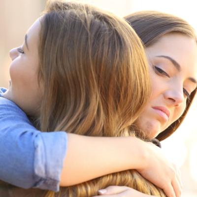 Prieteniile toxice: Cum să ieși din ele și cum să gestionezi despărțirea