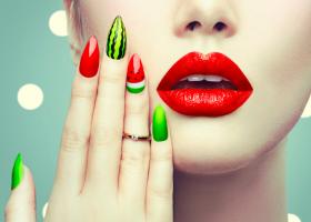 Unghii de vara: Tendinte si modele