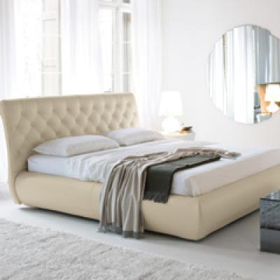 Cum pozitionezi patul in dormitor?