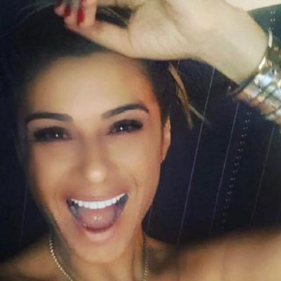 Anamaria Prodan visează la o nuntă regală. Sexy impresara este gata oricând să spună DA